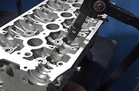 氣門組拆裝與檢測